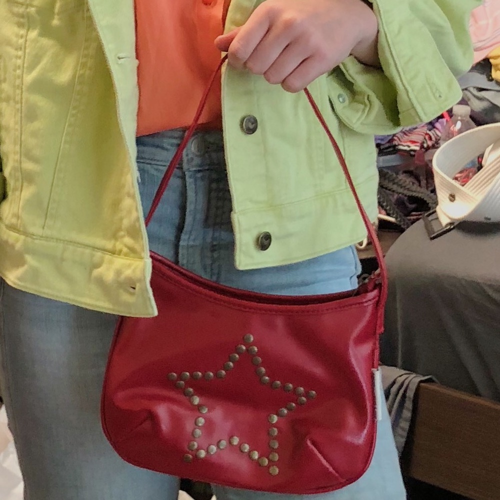Western vibes star purse! 💫
